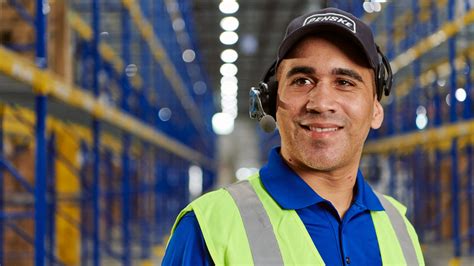 Some of the notable benefits of outsourcing to Penske include. . Penske logistics jobs